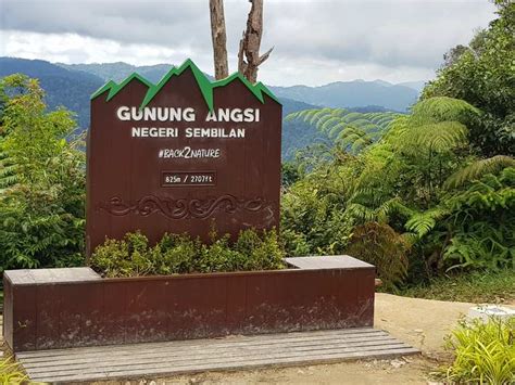 Le Gunung Angsi: Une ascension exaltante avec des panoramas époustouflants!