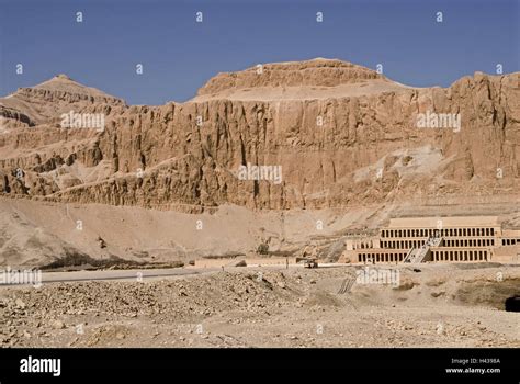  Le Temple d'Hatshepsut: Architecture Monumentale et Histoire Fascinante !