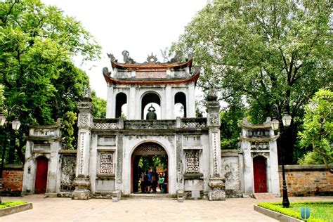  Le Temple de Littératures, Joyau Architectural et Sanctuaire de Savoir à Huế !